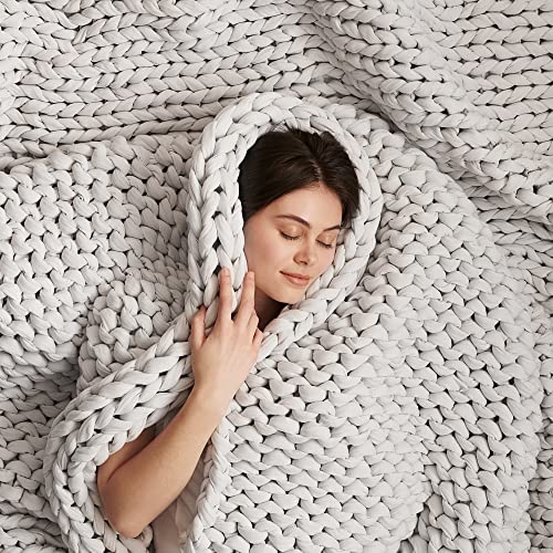 Bearaby Napper Organic Hand-Knit Weighted Blanket for Adults - Chunky Knit Blanket - Sustainable, Breathable - Machine Washable for Easy Maintenance (Moonstone Grey, 10 lbs)
