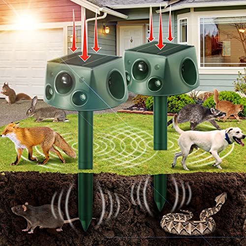 Qualirey 2 Pack Ultrasonic Solar Animal Repeller Cat Repellent Outdoor 360 Motion Sensor Activated Deterrent 7 Modes Waterproof Flashing Light for Garden Yard Lawn Rat Dog Squirrels Deer