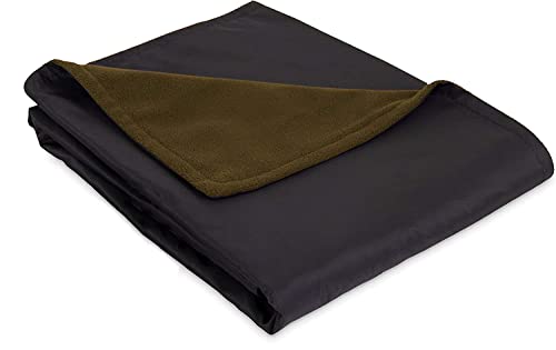 Eddie Bauer | Portable Heated Electric Throw Blanket-Rechargeable Lithium Battery with USB Port-Water Resistant Weather Smart Fleece for Travel, Camping, and Outdoor Use, One Size, Green/Black